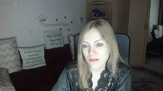 Tiffany_Bates from StripChat