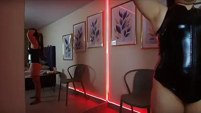 TiffanyStorms_LS from StripChat is Freechat