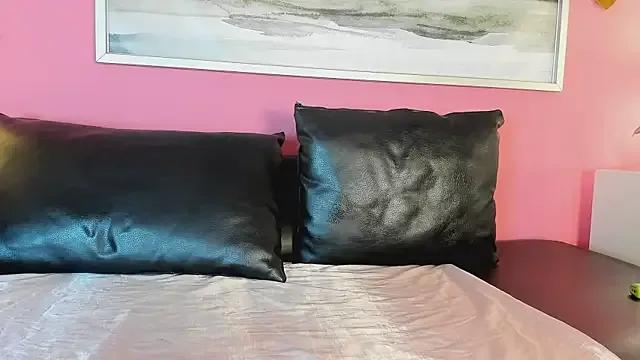 Tiffanysurez_ from StripChat