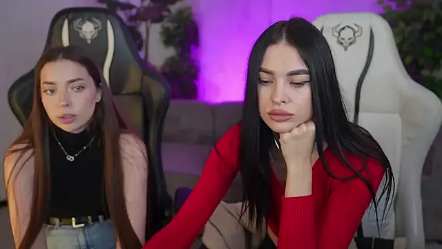 Girls: try live performances with matured performers, from dancing to quirks, in a variety of beautiful sex cams.