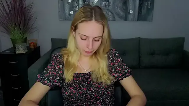 Tina_Jonesi from StripChat is Freechat