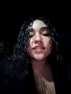 Tinablake_ from StripChat is Freechat