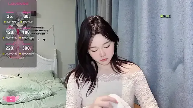 Tinai- from StripChat is Freechat