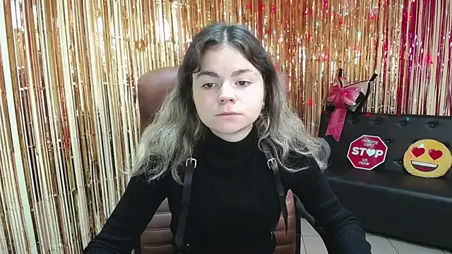 TinaRedly from StripChat