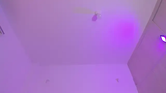 TINY_PEACH from StripChat is Freechat