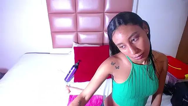 tiny_sarah1 from StripChat is Freechat