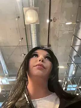Tisha_Busty from StripChat is Freechat