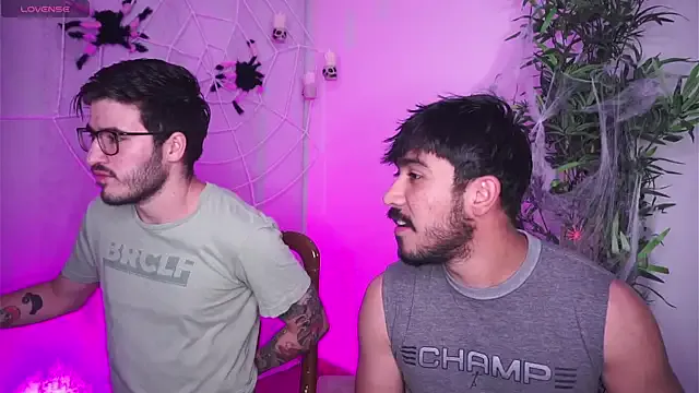 Girls: try live performances with matured performers, from dancing to quirks, in a variety of beautiful sex cams.