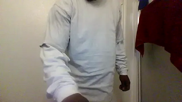 Tramontas from StripChat is Freechat