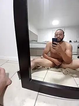 tripping385 from StripChat is Freechat
