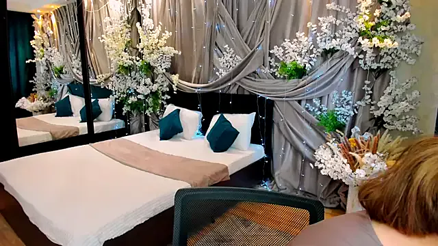 TrueReincarnation from StripChat