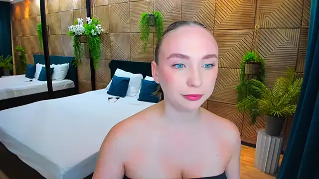 TrueReincarnation from StripChat