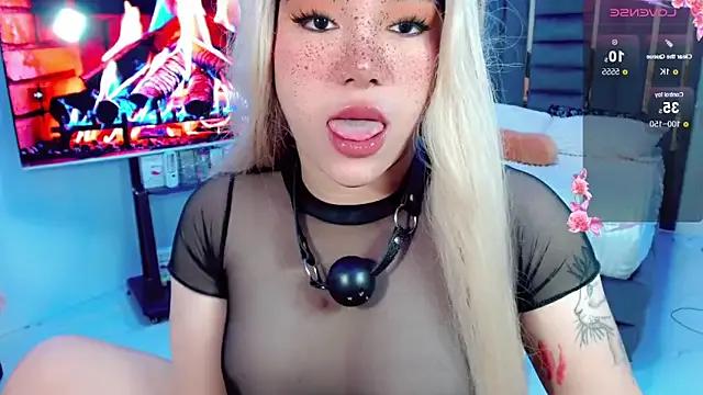 Girls: try live performances with matured performers, from dancing to quirks, in a variety of beautiful sex cams.