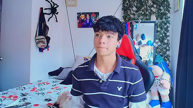 Girls: try live performances with matured performers, from dancing to quirks, in a variety of beautiful sex cams.