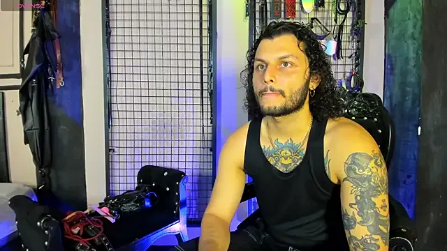 Twisted_Fantasy from StripChat