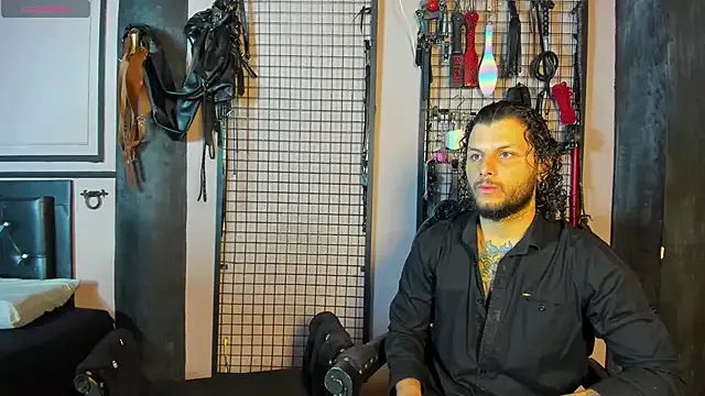 Twisted_Fantasy from StripChat