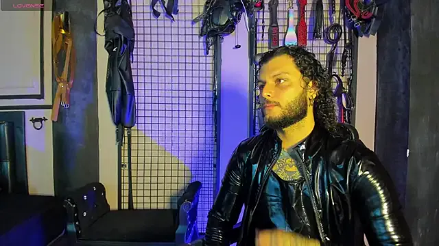 Twisted_Fantasy from StripChat