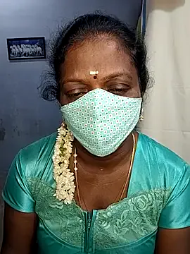 umashreetamil from StripChat is Freechat