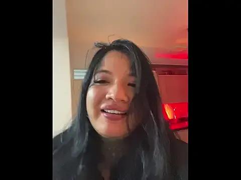 Unatatuada from StripChat is Freechat