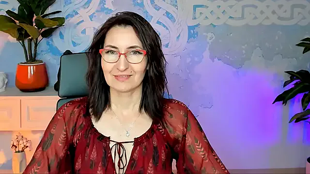UnaTerra from StripChat is Freechat