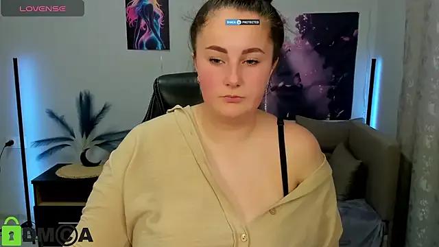 Undinna from StripChat is Freechat