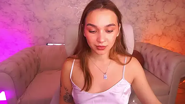 UrMuseOn from StripChat is Freechat