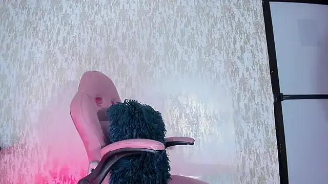 V_suckscock from StripChat is Freechat