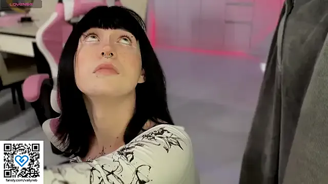 Vailyreb_ from StripChat is Freechat