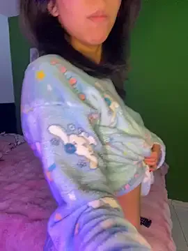 Valen-Foxx from StripChat