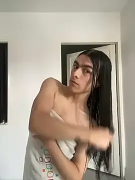 Valendoll from StripChat