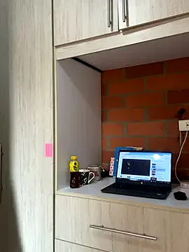 valentina_herrrera from StripChat is Freechat