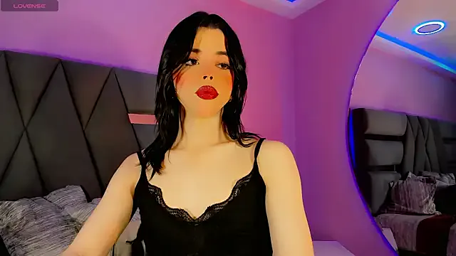 ValentinaBruce from StripChat is Freechat