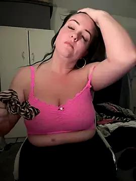 Valentinocherry from StripChat is Freechat