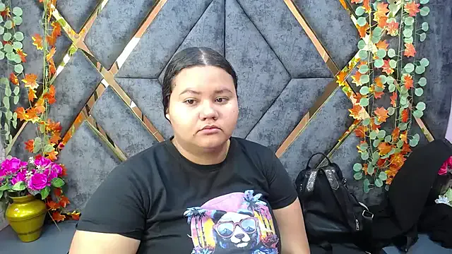 ValenTitis from StripChat is Freechat