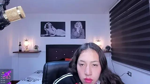 Girls: try live performances with matured performers, from dancing to quirks, in a variety of beautiful sex cams.