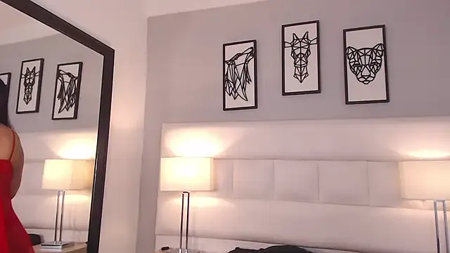 Girls: try live performances with matured performers, from dancing to quirks, in a variety of beautiful sex cams.