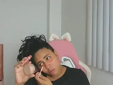 Valery_lovexx from StripChat is Freechat