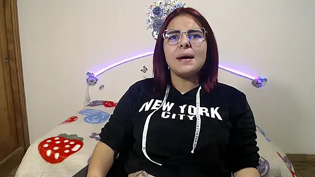 Valeryxs from StripChat is Freechat