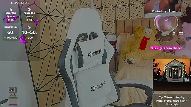 Girls: try live performances with matured performers, from dancing to quirks, in a variety of beautiful sex cams.