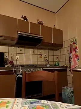 Vaneru03 from StripChat is Freechat