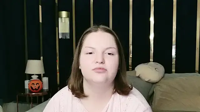 Vanessa_Rise from StripChat is Freechat