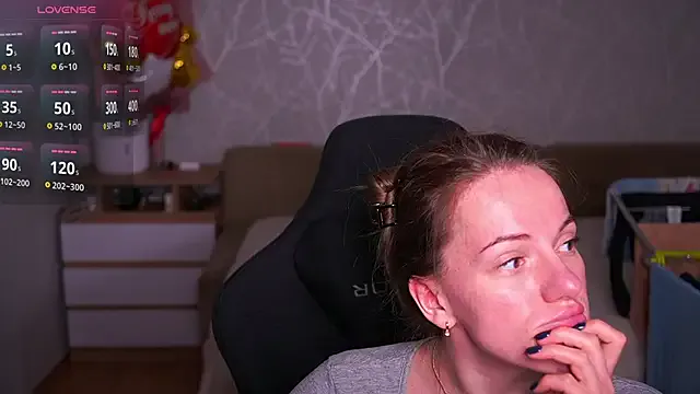 Vanille_Mystery from StripChat