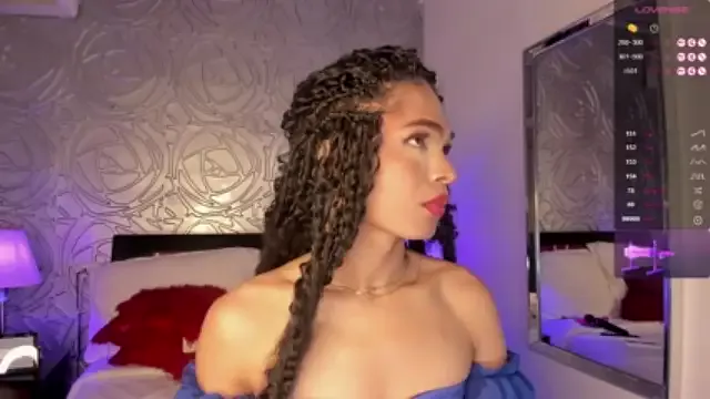 Vennus1_ from StripChat