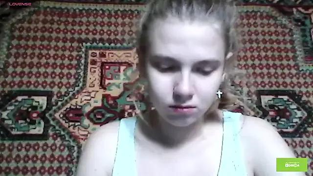 venus_in_flames from StripChat is Freechat