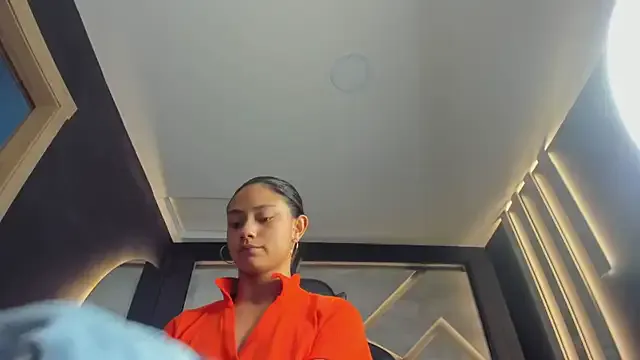 VenusBlazer from StripChat