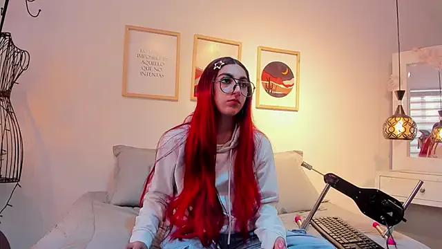 Girls: try live performances with matured performers, from dancing to quirks, in a variety of beautiful sex cams.