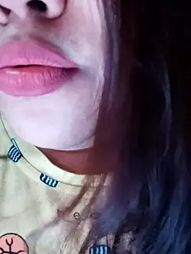 Veronica24 from StripChat is Freechat