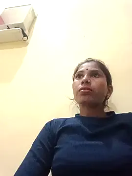 Veshali_Love143 from StripChat is Freechat