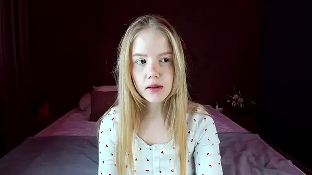 Vicki_Todd from StripChat is Freechat