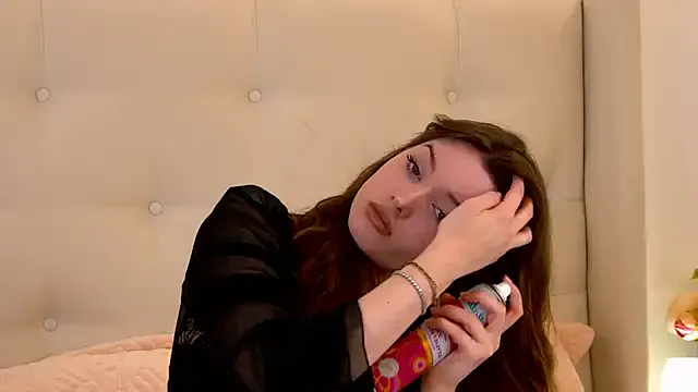 VickiBanx from StripChat is Freechat